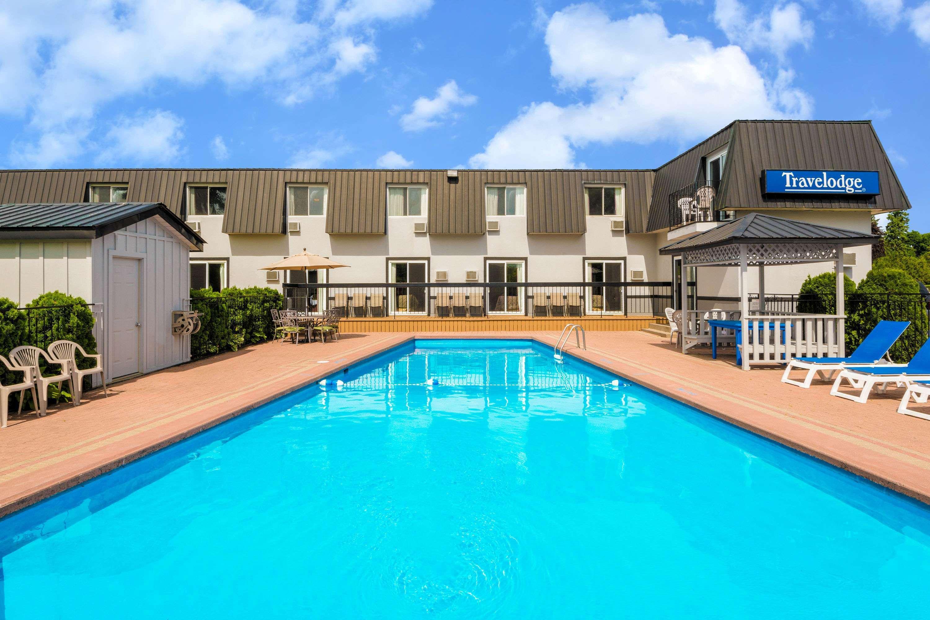 Travelodge By Wyndham Gananoque Eksteriør bilde