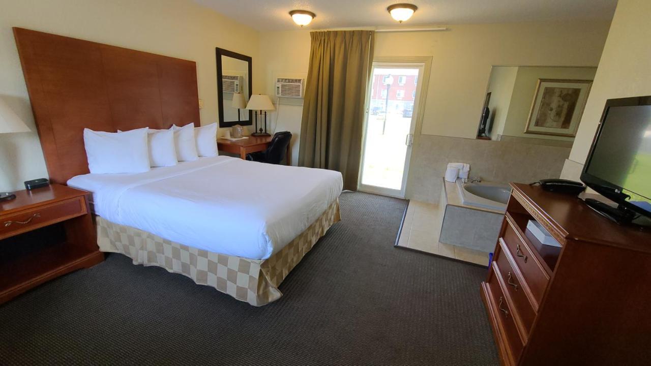 Travelodge By Wyndham Gananoque Eksteriør bilde
